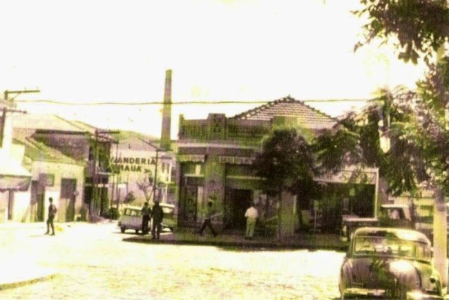Antes e depois esquina da Barão de Mauá x Vereador Fernando Zanela