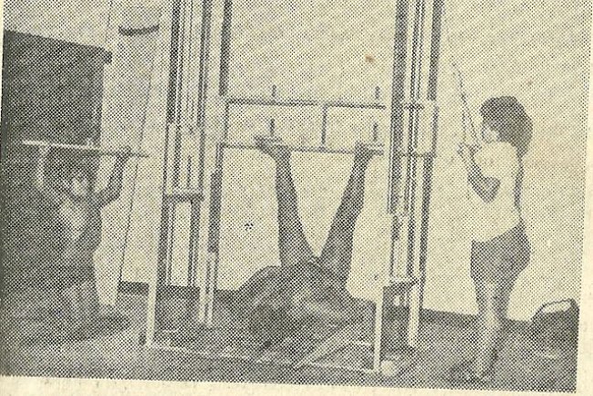 Luiz Neves, "Escola Ambulante" de Modelagem Física 1975