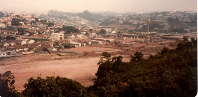 Construção do SESI Jardim Zaíra em 1980