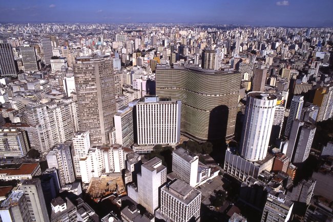 Previsão do tempo para sexta-feira (28), em SP: sol entre poucas nuvens