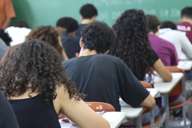 Vestibular Unesp 2027 abre inscrições nesta sexta-feira (4/9) para 5.850 vagas em 24 cidades