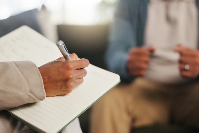 Entenda o estudo com jovens brasileiros que usa ferramenta genética para antecipar gravidade da depressão