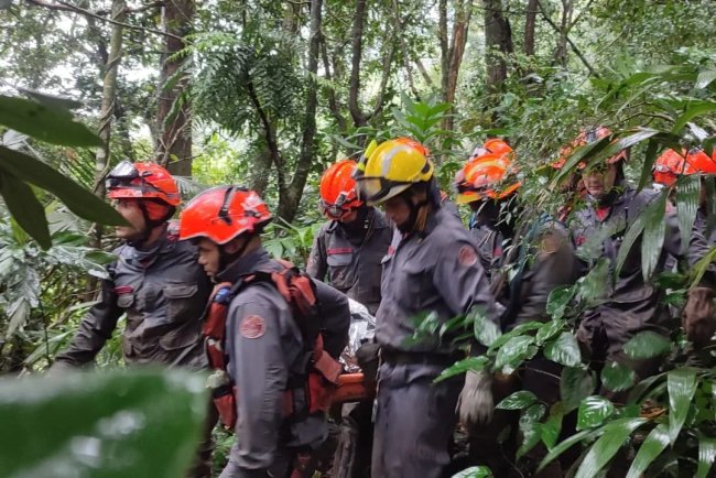 Como trilhas mapeadas ajudam bombeiros em resgates na Serra do Mar