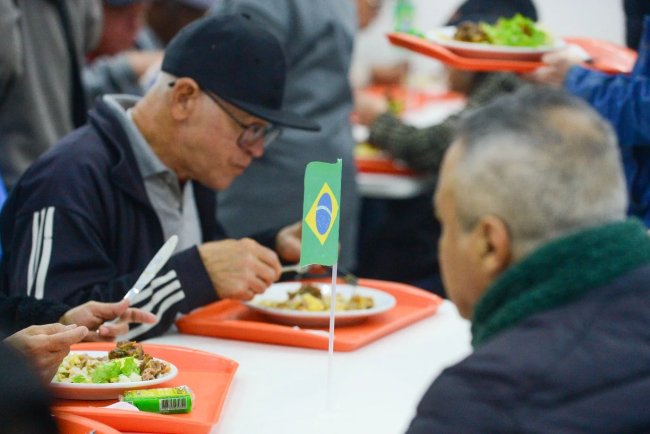 Confira o funcionamento das unidades do Bom Prato neste fim de semana