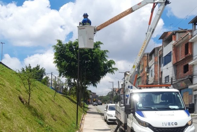 Mauá atende quase 100% das solicitações de iluminação pública e registra 8,2 mil chamados