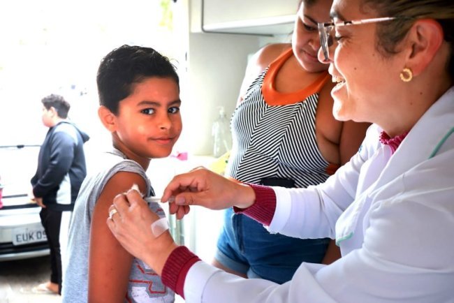 Programa Saúde na Escola leva ações de prevenção e cuidados à rede de ensino de Diadema